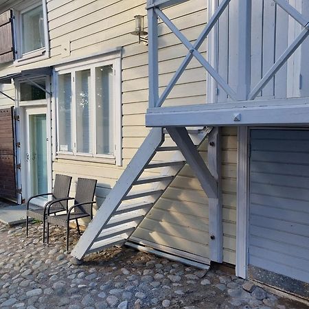 Апартаменти Uniikki Talo Kirjastosilta - Unique House At Centre Турку Екстер'єр фото